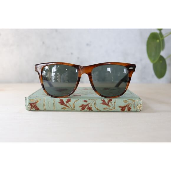 Vintage B&L Ray Ban USA Wayfarer brown tone frame Sunglasses Old Money Preppy - Picture 2 of 12